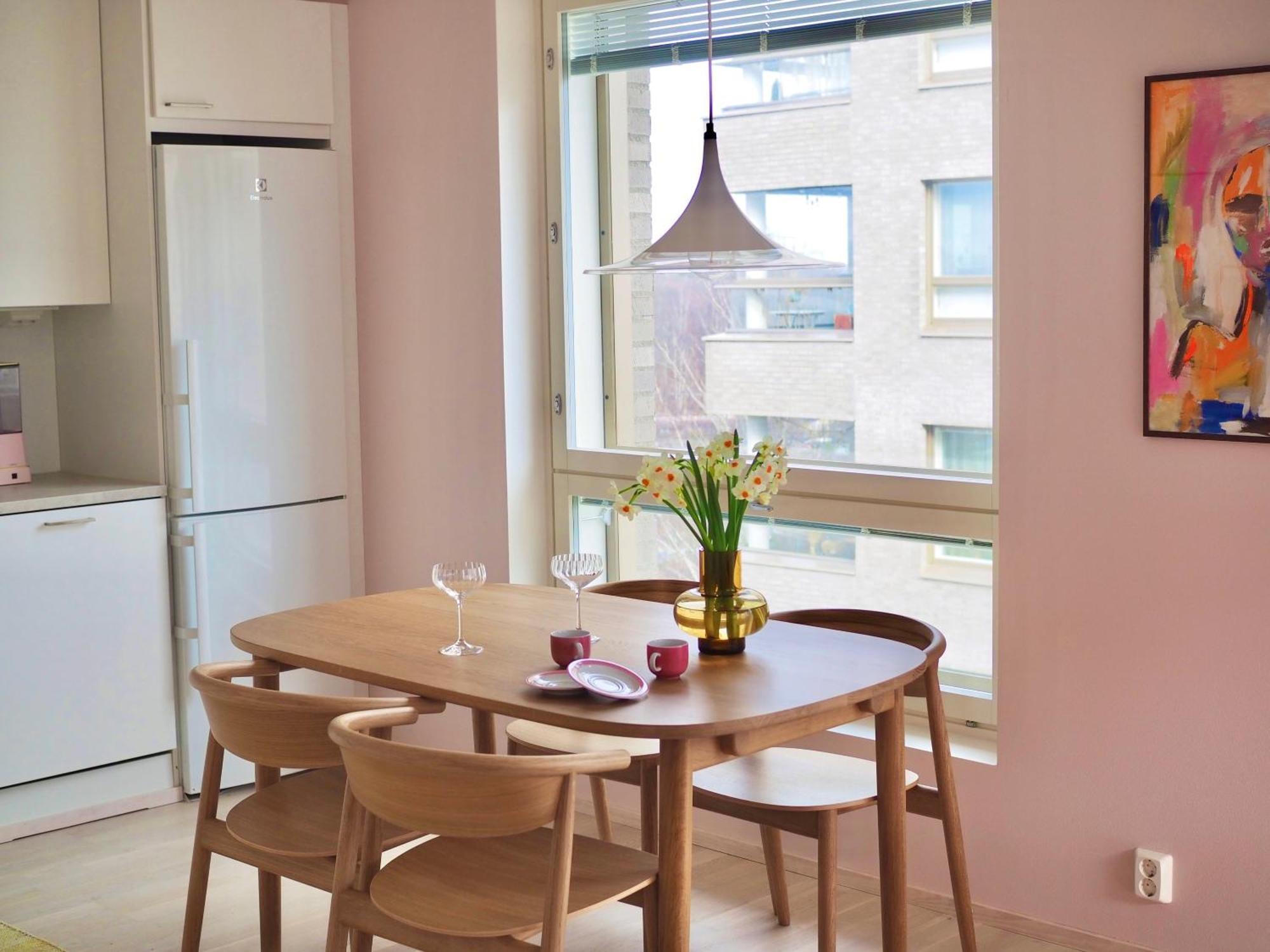 Candy-Colored Two-Room Condo With Sweet Views Helsínquia Exterior foto